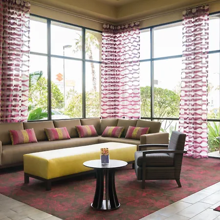 Ramada By Wyndham Orlando Florida Mall-3