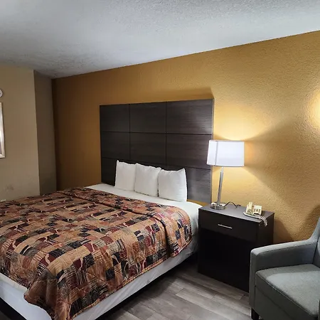 Days Inn By Wyndham Charlotte Northlake-3
