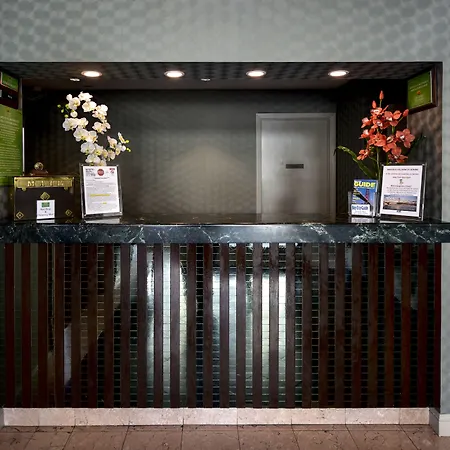 City Center Inn And Suites-3