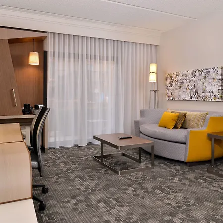 Courtyard By Marriott Dallas Northwest-3