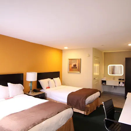 Ramada By Wyndham Culver City-3