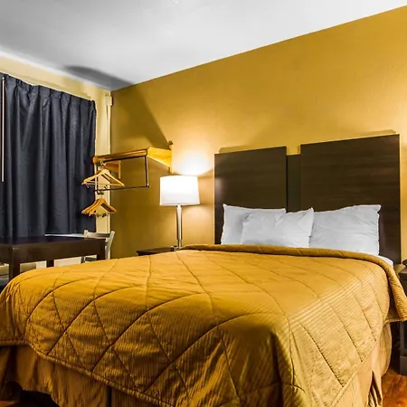 Econo Lodge Sacramento Convention Center-3