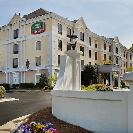 Courtyard Raleigh Crabtree Valley-3
