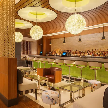 Luxury Suites At Palms Place-2