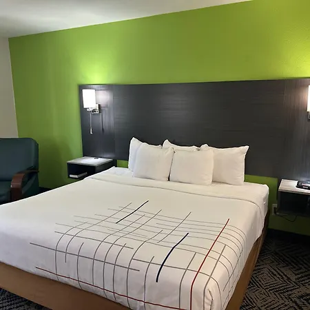 La Quinta Inn By Wyndham Omaha Southwest-2