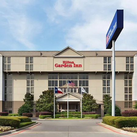Hilton Garden Inn Dallas/Market Center-3