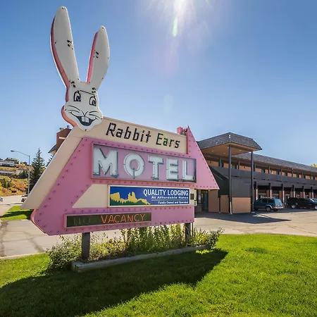 Rabbit Ears Motel-3