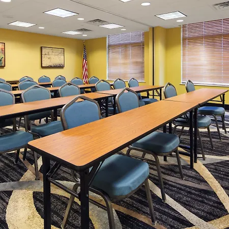 Best Western Plus Birmingham Inn & Suites-3