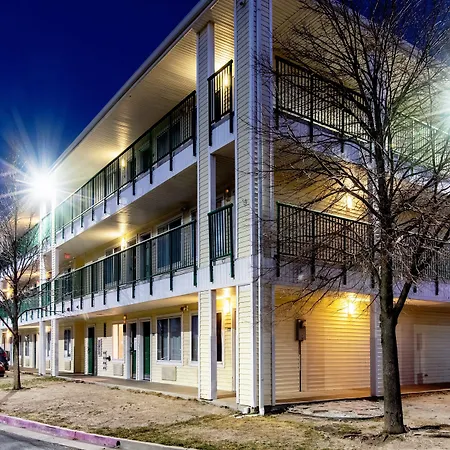 Hometowne Studios By Red Roof Colorado Springs - Airport-3