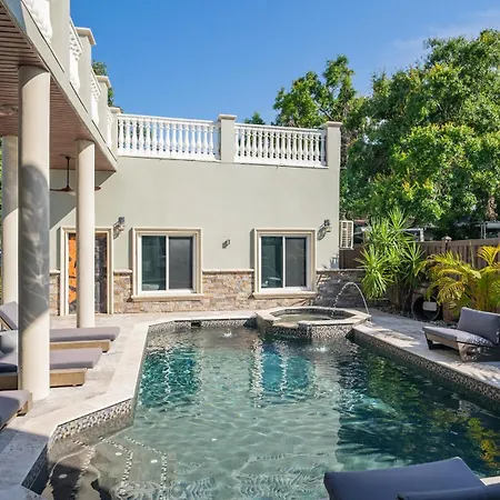 Gaspar'S Luxury Estate-3
