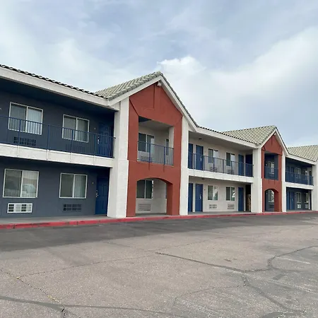 Days Inn By Wyndham Phoenix West-3