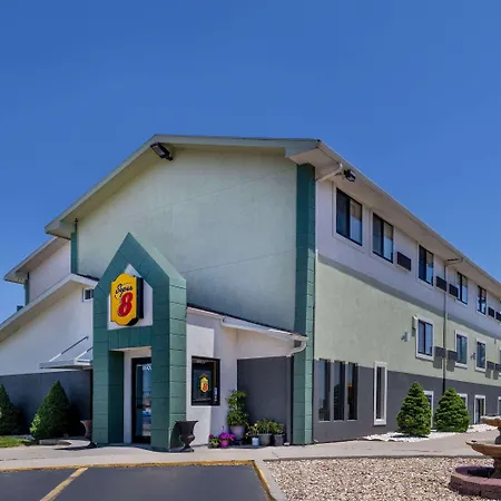 Super 8 By Wyndham Kansas City At Barry Road/Airport-3
