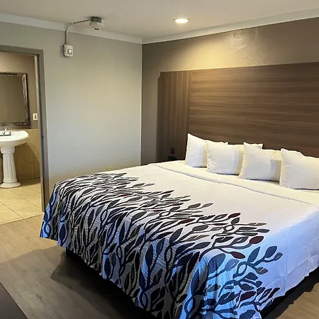 Budgetel Inn And Suites-2