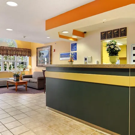 Hometown Inn & Suites Jacksonville Butler Blvd./Southpoint-3