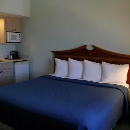 Cocoa Beach Suites Hotel-3