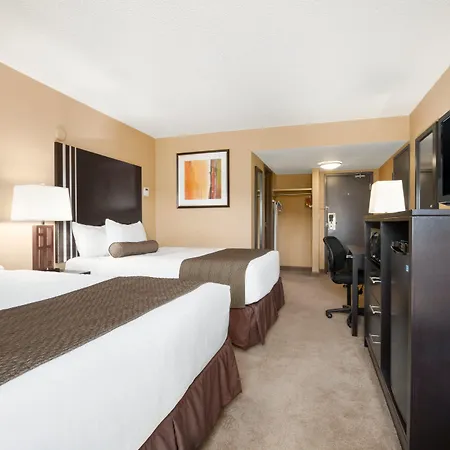 Days Inn By Wyndham Calgary Northwest-3