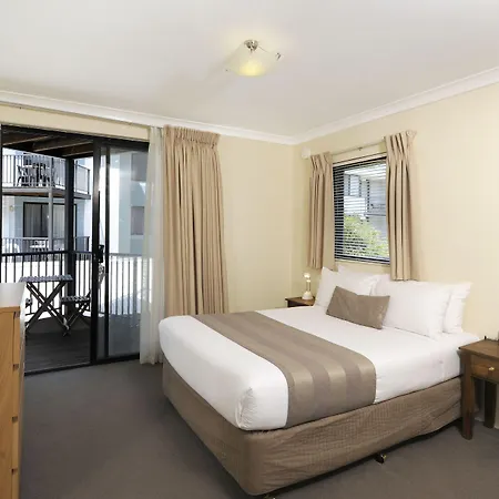 Lodestar Waterside Apartments-2