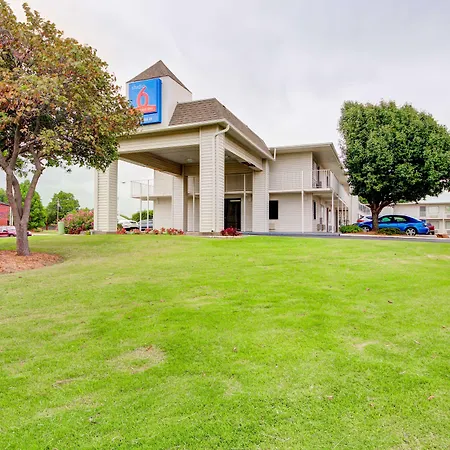 Studio 6 Midwest City, Ok - Oklahoma City-3