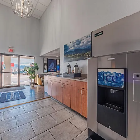 Travelodge By Wyndham Colorado Springs Airport - Peterson Sfb-3