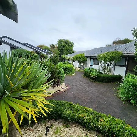 Epsom Motor Inn-2