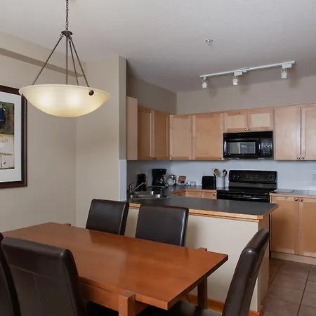 Lodges At Canmore-2