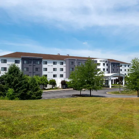 Courtyard By Marriott Harrisburg Hershey-3