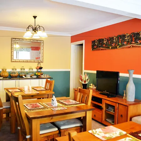 Palms Bed & Breakfast-2