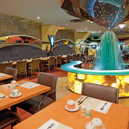 Holiday Inn Niagara Falls-By The Falls By Ihg-3