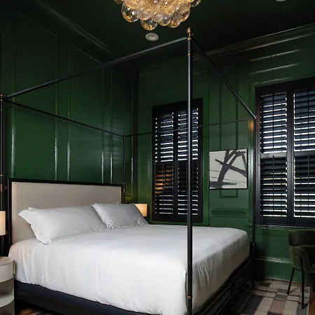 The Prytania Oaks-2