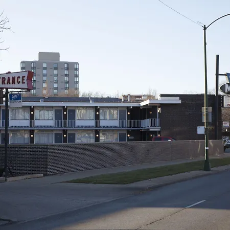 Heart O' Chicago Motel-2