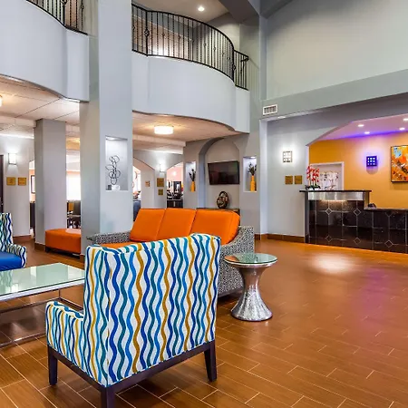 Best Western Plus Barsana Hotel & Suites-3