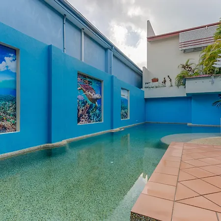 Macrossan House Boutique Holiday Apartments-2
