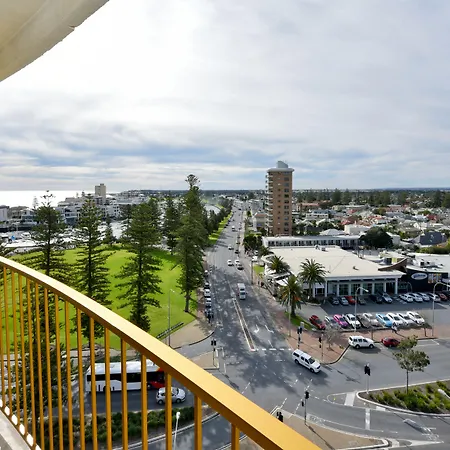 Atlantic Tower Motor Inn-3