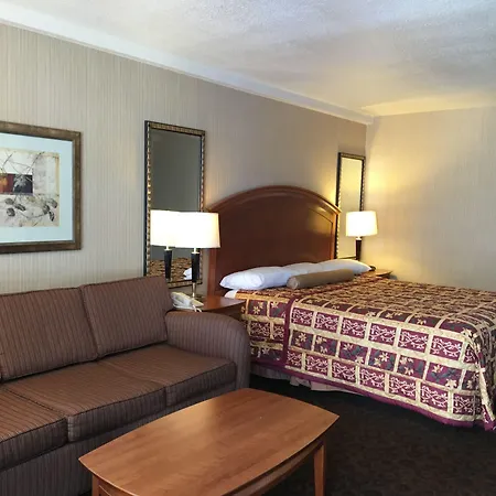 Royal Pacific Motor Inn-2