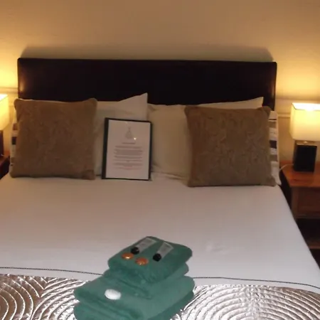 Wayfarer Guest House-2