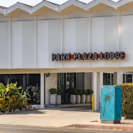 Park Plaza Lodge-2