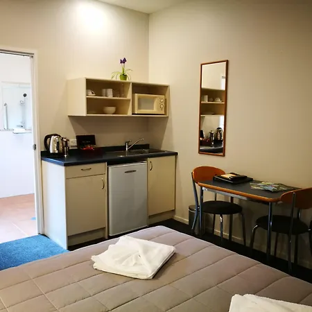 Airport Birches Motel-2