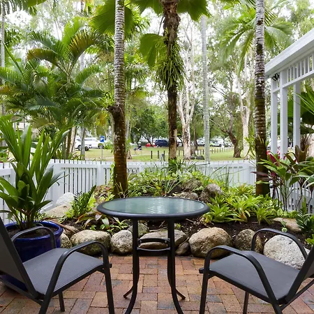 The White House Port Douglas-2