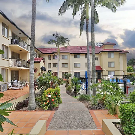 K Resort Surfers Paradise Apartments-3
