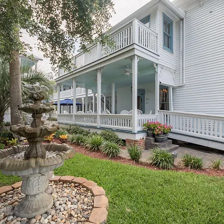Bayfront Westcott House Bed & Breakfast-3