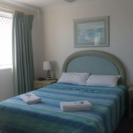 Burleigh Point Holiday Apartments-3