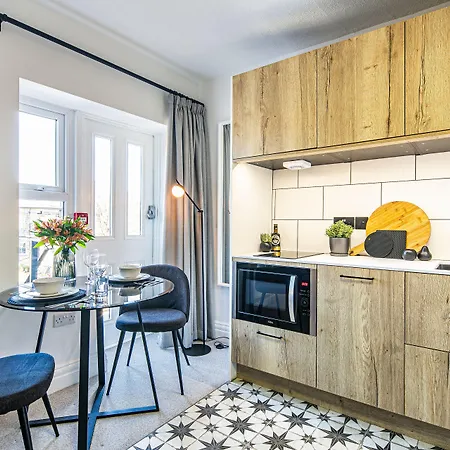 The Belmont Apart Hotel - Harrogate Stays With Free Parking-2