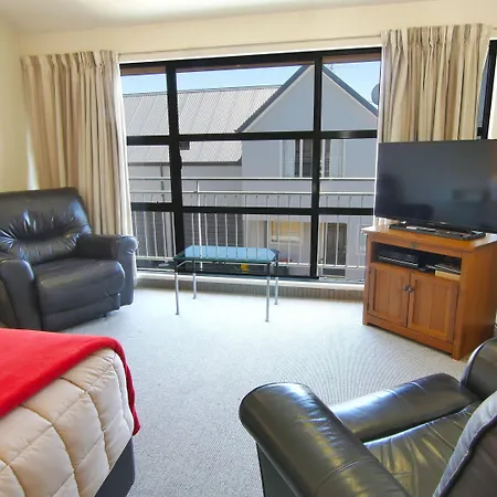 Country Glen Lodge-3