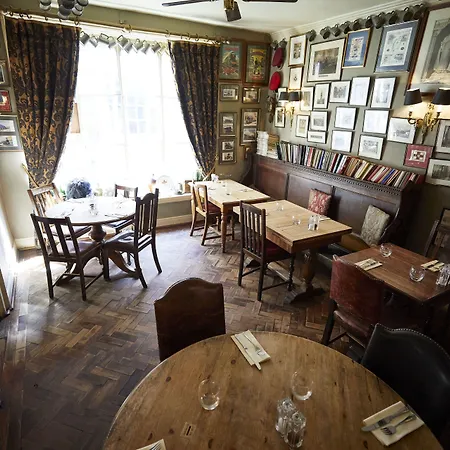 Wykeham Arms-2