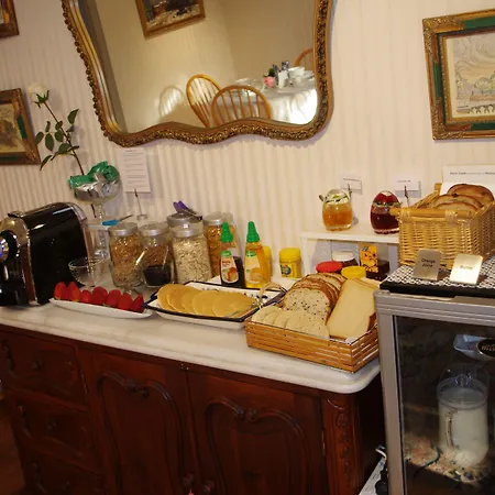Astoria Retreat Bed & Breakfast-2