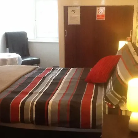 Waverley Guest House-2