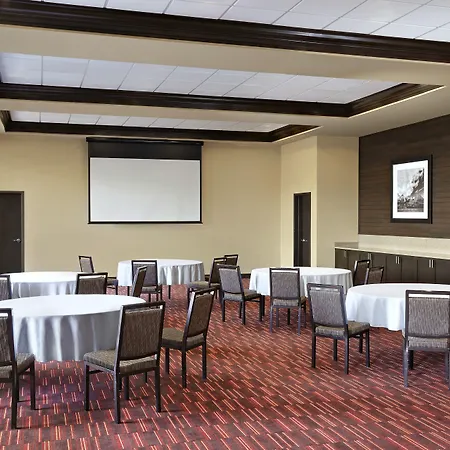 Four Points By Sheraton Edmonton Gateway-2