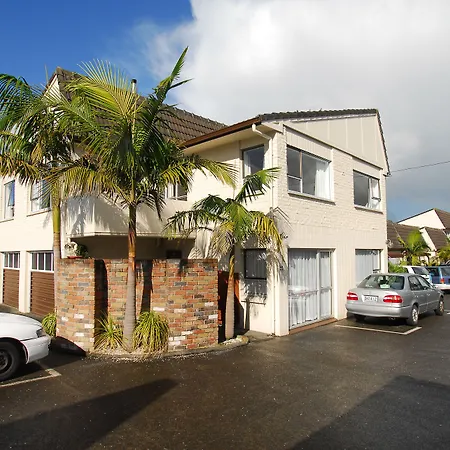 Takapuna Motor Lodge-3