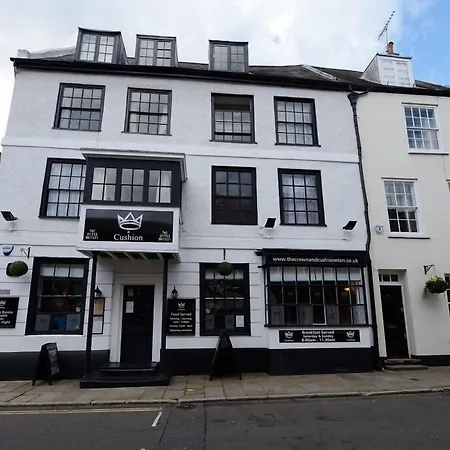 The Crown And Cushion-3