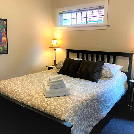 Cambie Lodge-2